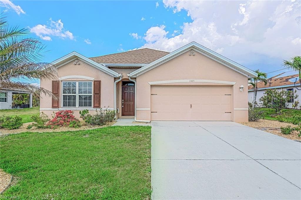 1621 SW 18th LN CAPE CORAL, FL 33991