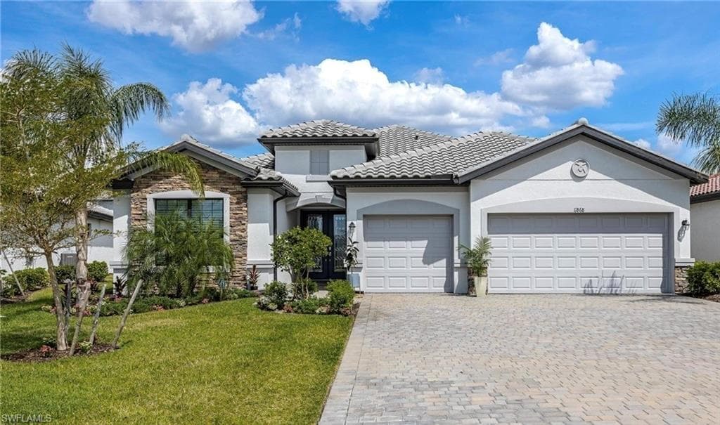 11868 Misty Arbor RUN FORT MYERS, FL 33913
