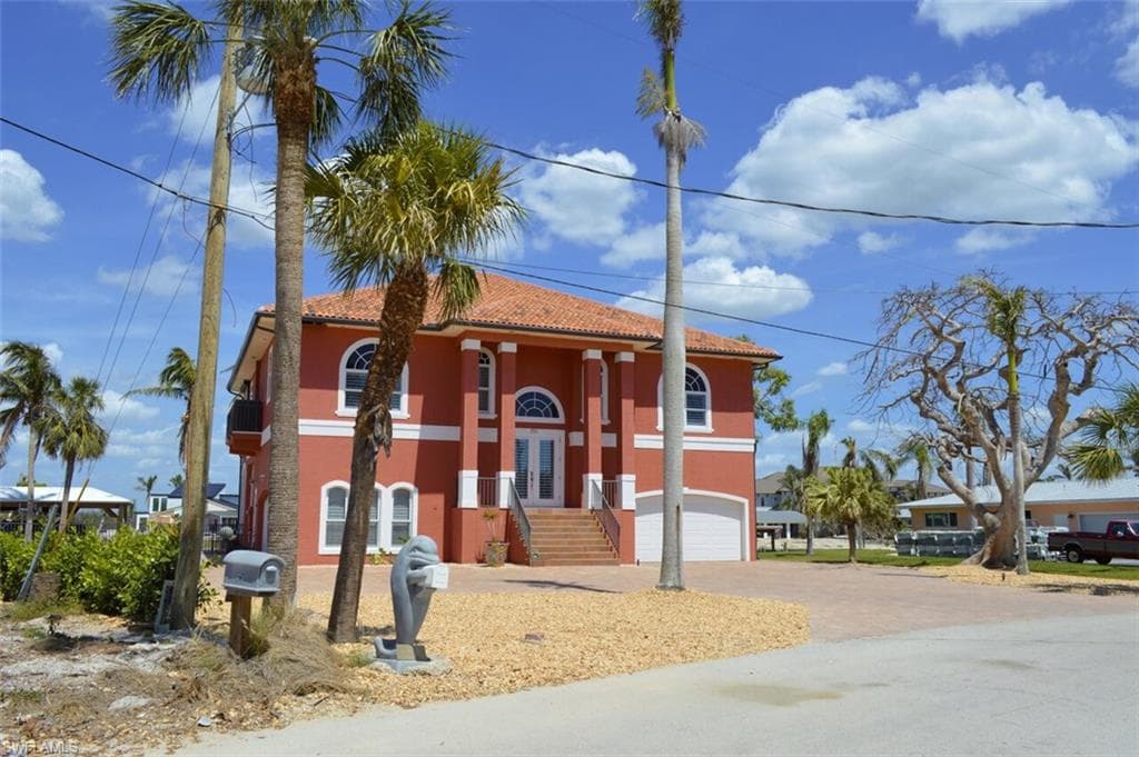 291 Randy LN FORT MYERS BEACH, FL 33931