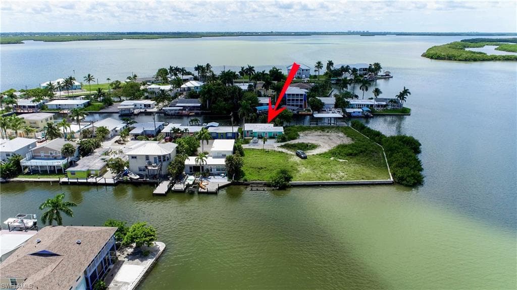 2629/2631 2nd ST MATLACHA, FL 33993