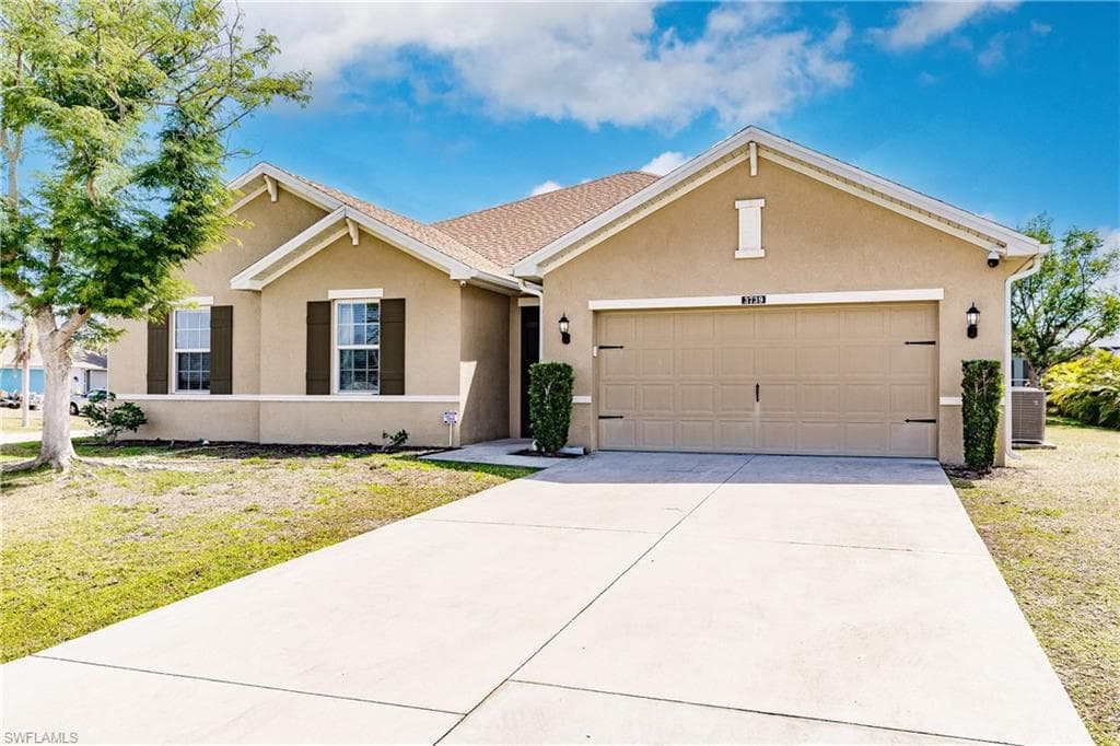 3739 SW 11th AVE CAPE CORAL, FL 33914