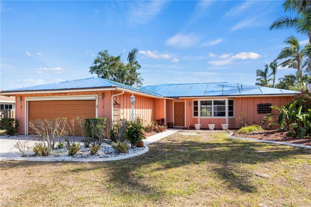 11351 Heidi Lee LN FORT MYERS, FL 33908