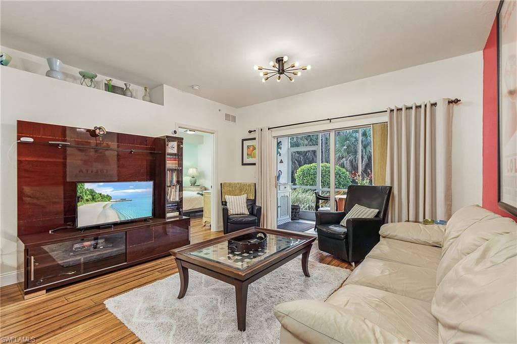 4450 Botanical Place CIR 105 NAPLES, FL 34112