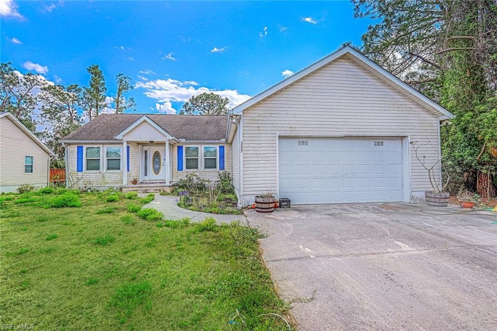3007 14th ST W LEHIGH ACRES, FL 33971