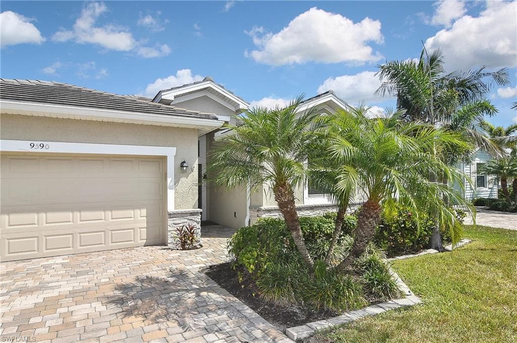 9590 Mirada BLVD FORT MYERS, FL 33908
