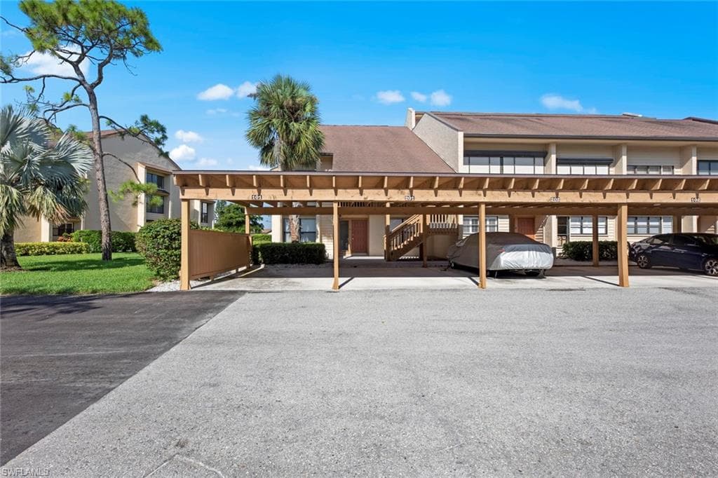 16472 Timberlakes DR 101 FORT MYERS, FL 33908