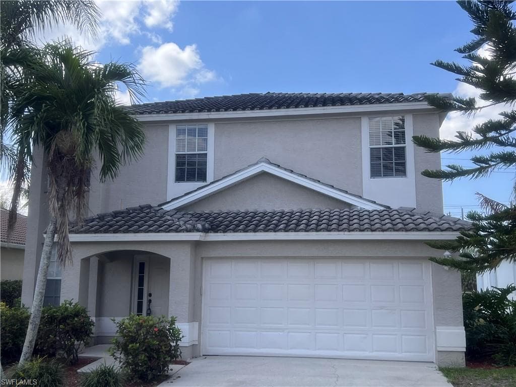 11230 Lakeland CIR FORT MYERS, FL 33913