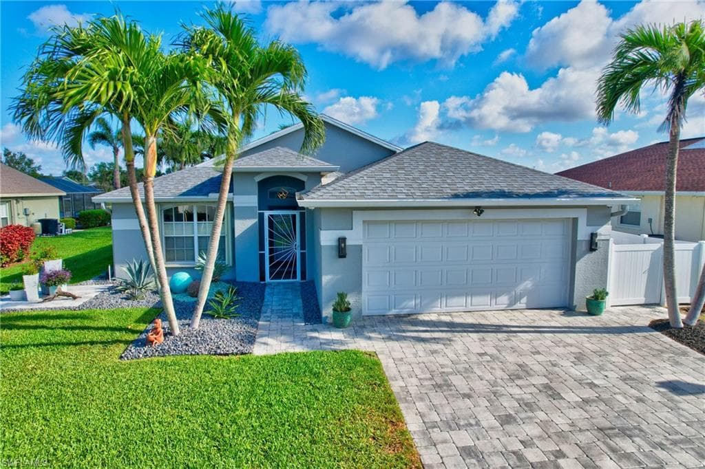 15696 Beachcomber AVE FORT MYERS, FL 33908