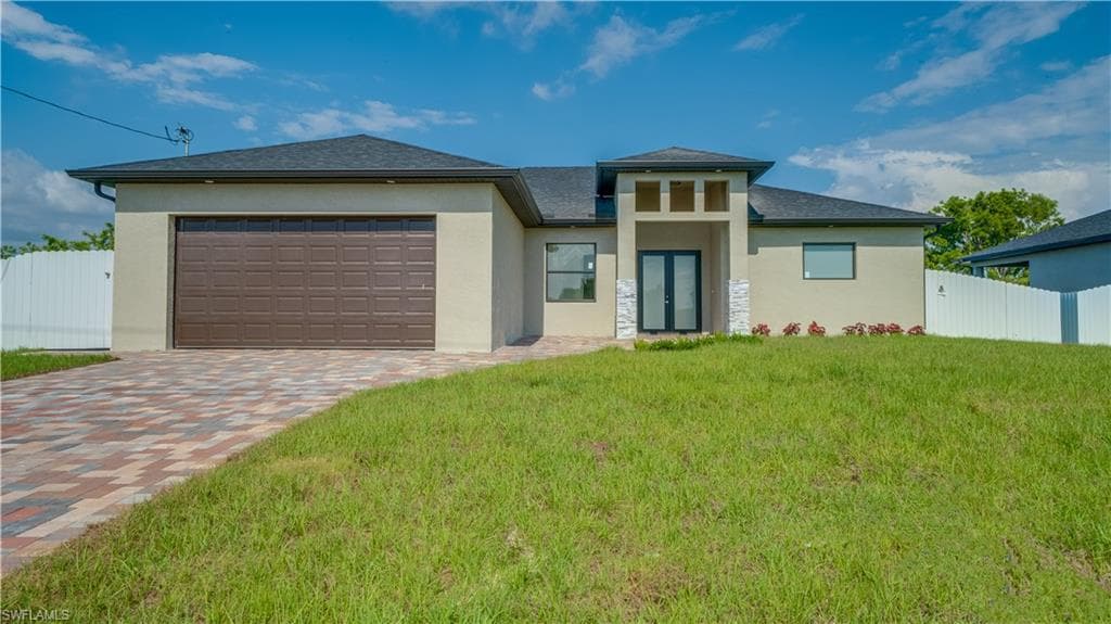 1613 Nelson RD N CAPE CORAL, FL 33993