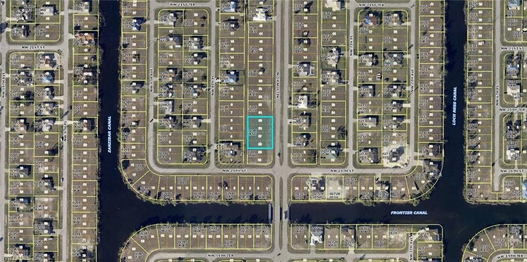 2008 Nelson RD N CAPE CORAL, FL 33993