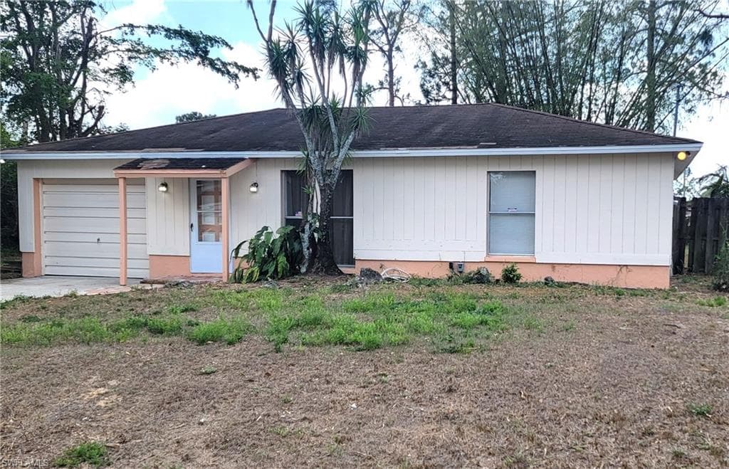 3417 3rd ST SW LEHIGH ACRES, FL 33976
