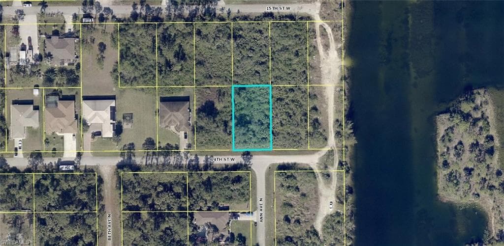 2504 14th ST W LEHIGH ACRES, FL 33971