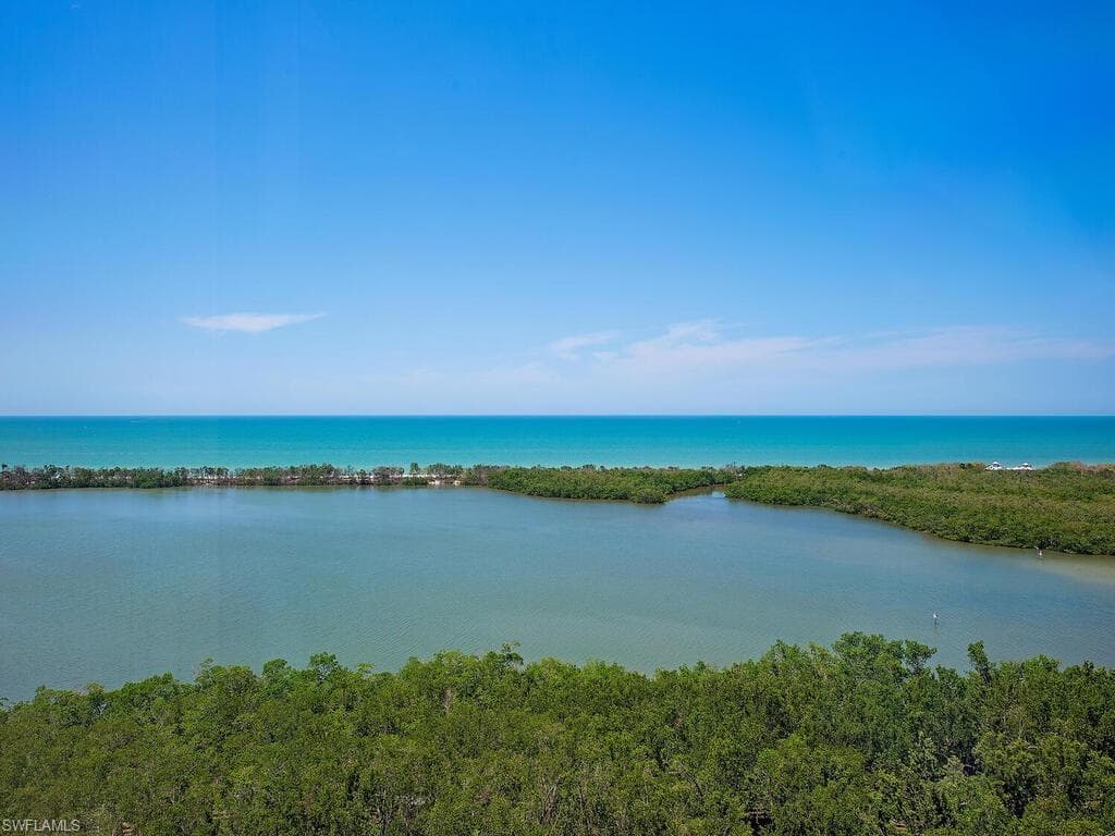 5555 Heron Point DR 1501 NAPLES, FL 34108