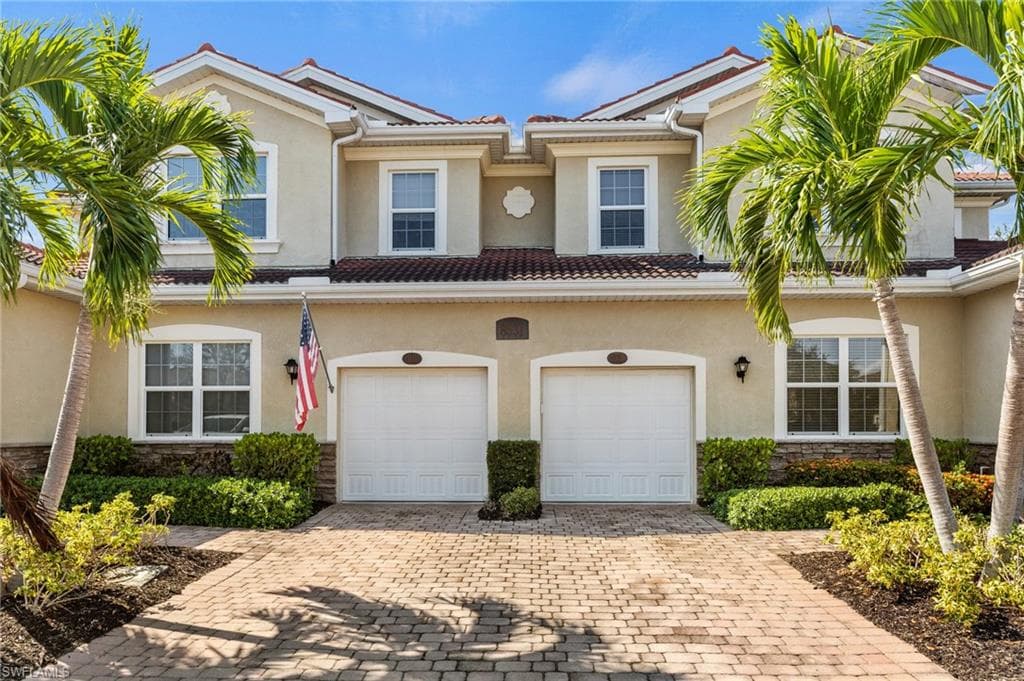 8531 Oakshade CIR 102 FORT MYERS, FL 33919