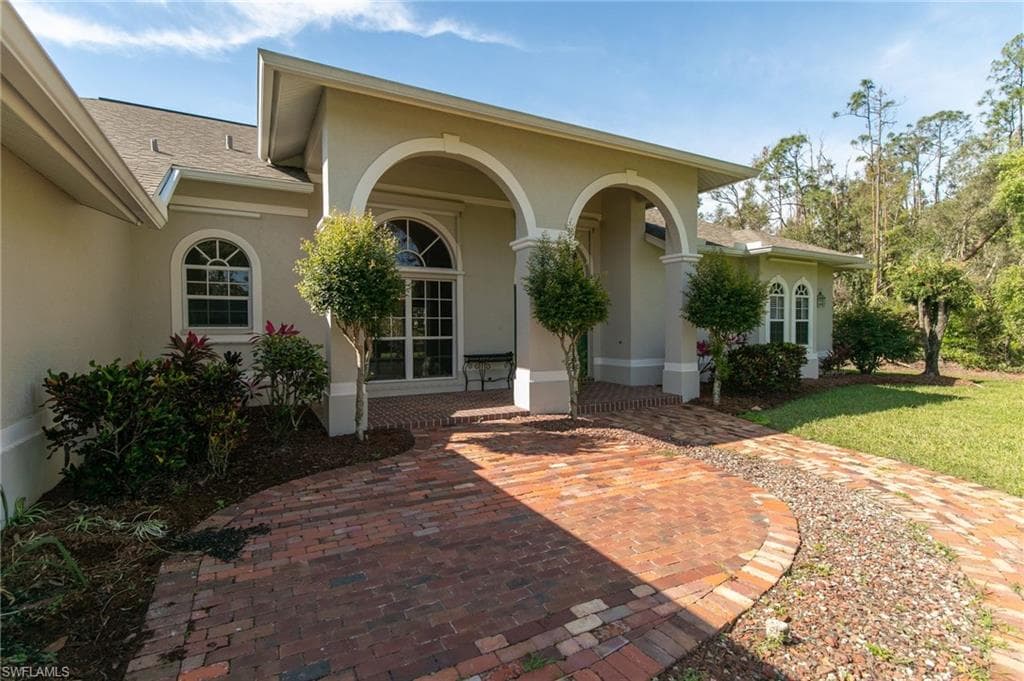 11435 Plantation RD FORT MYERS, FL 33966