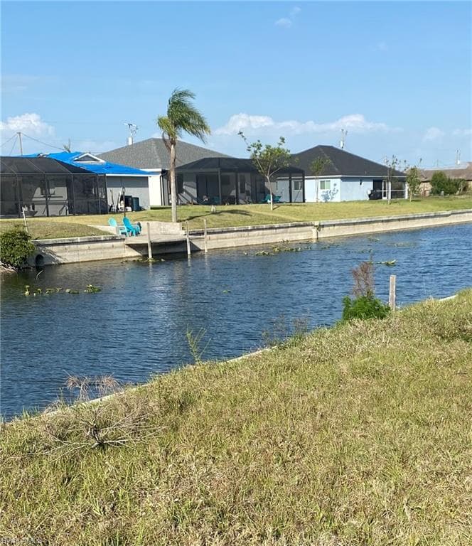 629 SW 13th ST CAPE CORAL, FL 33991