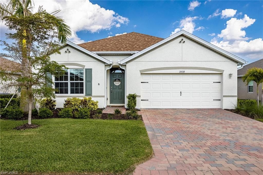 20028 Sweetbay DR NORTH FORT MYERS, FL 33917