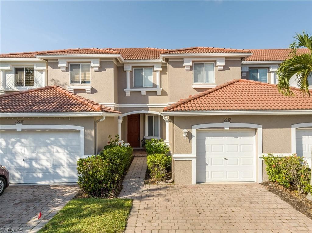 10039 Chiana CIR FORT MYERS, FL 33905