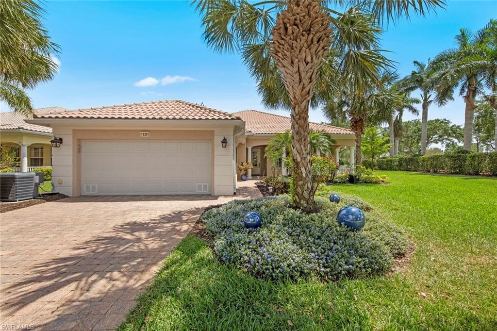 15351 Scrub Jay LN BONITA SPRINGS, FL 34135