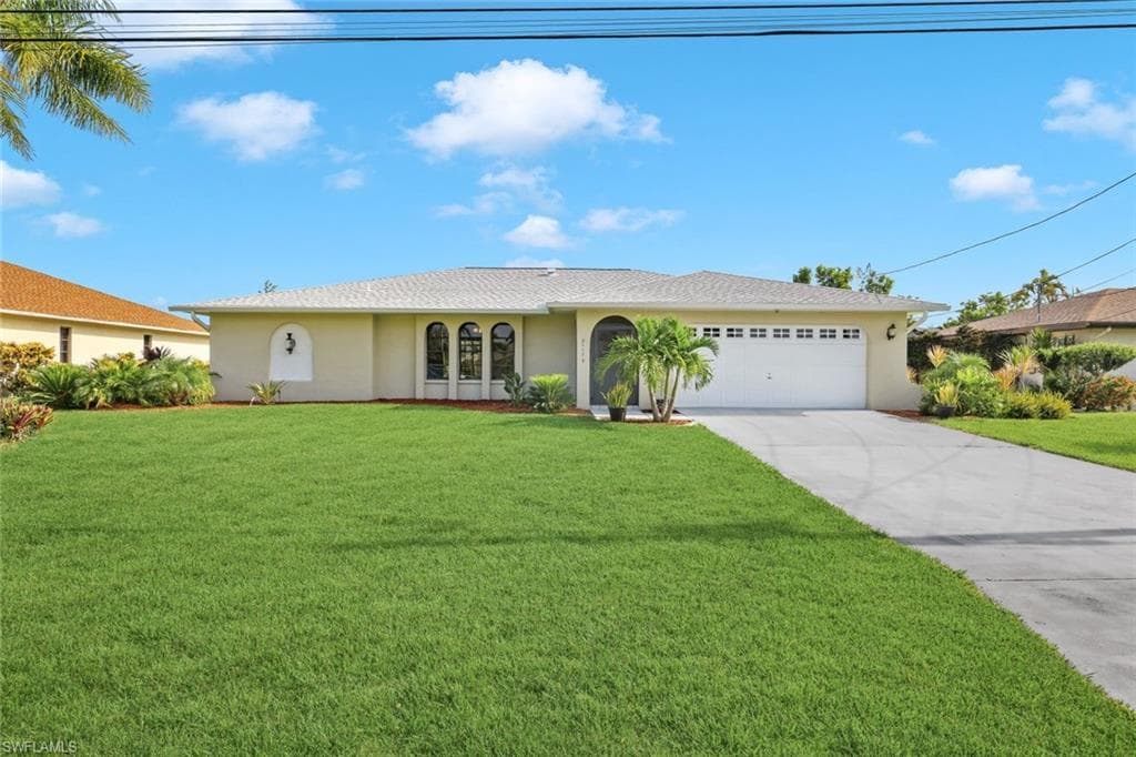 2117 SE 8th TER CAPE CORAL, FL 33990