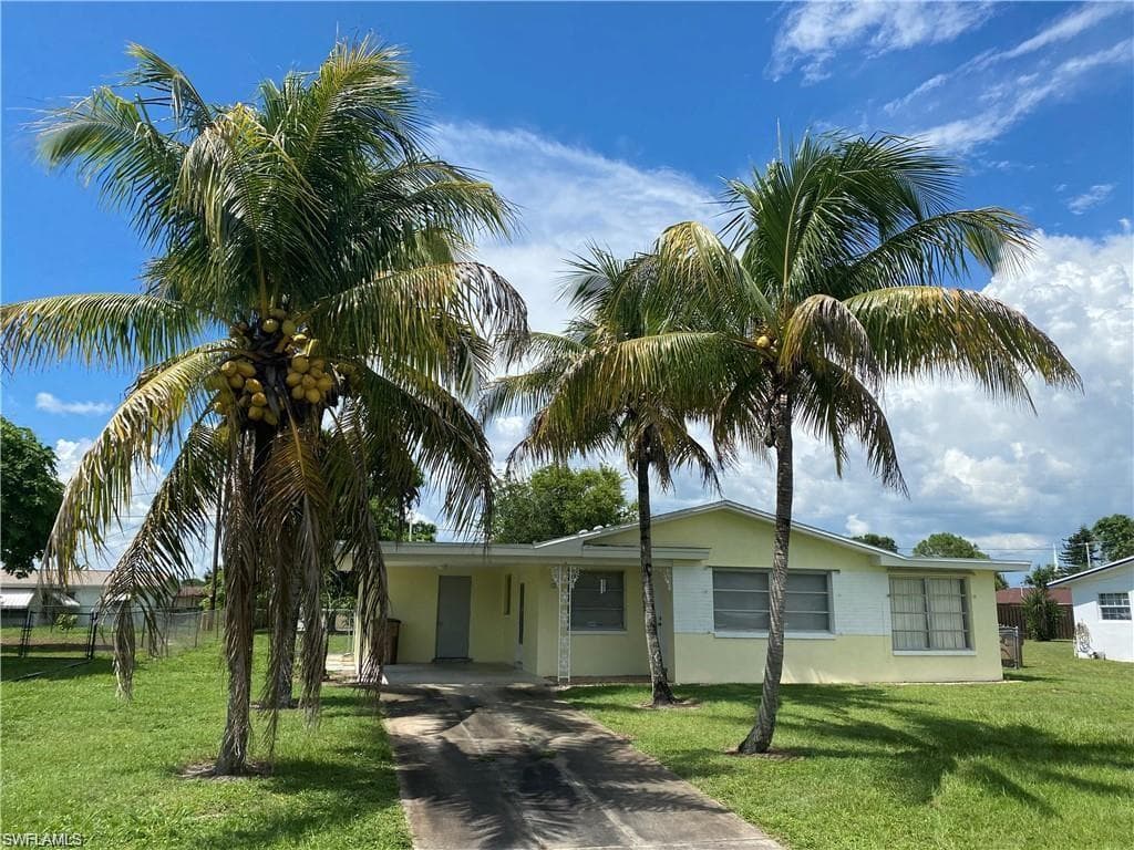 1413 Kimdale ST E LEHIGH ACRES, FL 33936