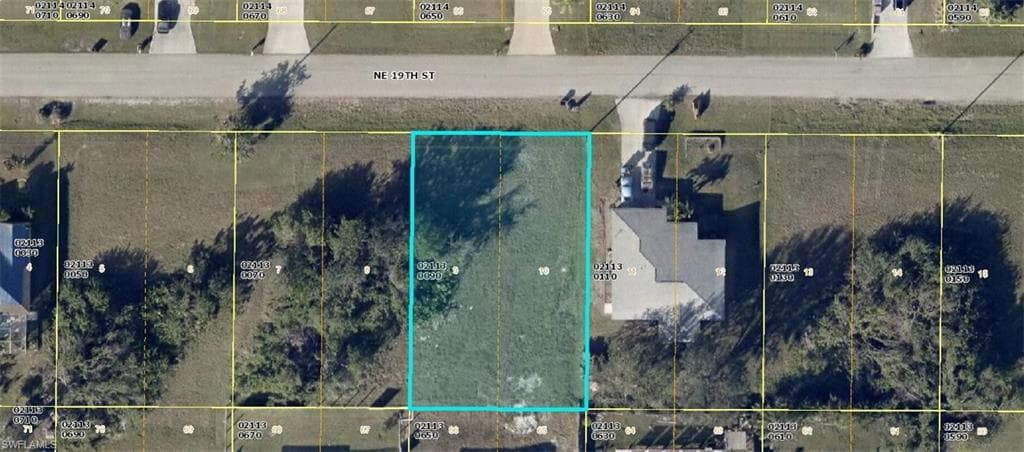 1100 NE 19th ST CAPE CORAL, FL 33909