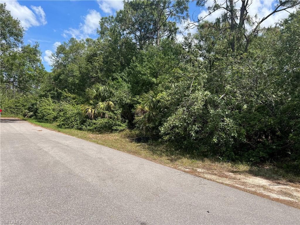 4604 Queen AVE N LEHIGH ACRES, FL 33971