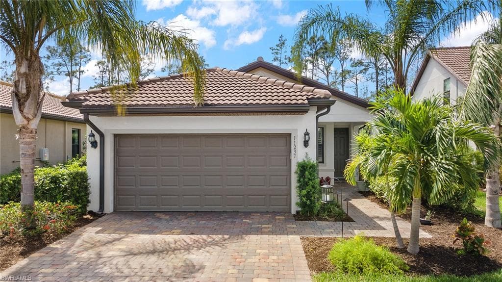 11237 Carlingford RD FORT MYERS, FL 33913