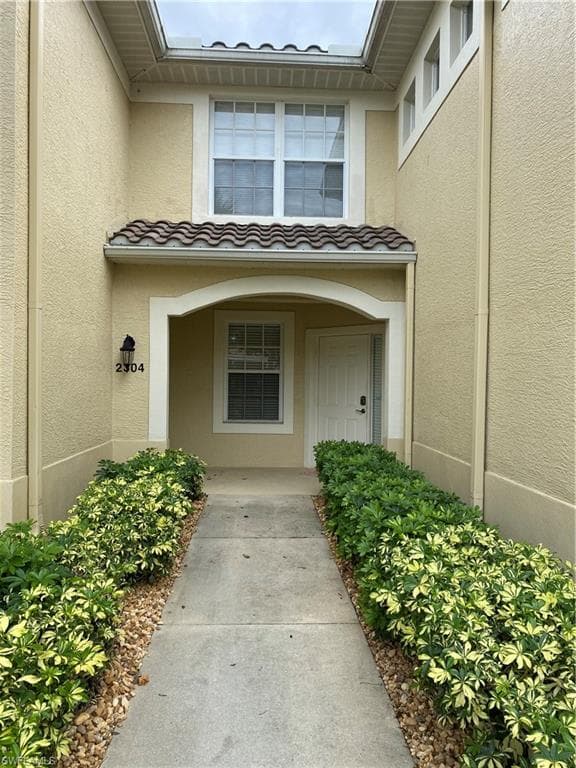 9251 Spring Run BLVD 2304 ESTERO, FL 34135