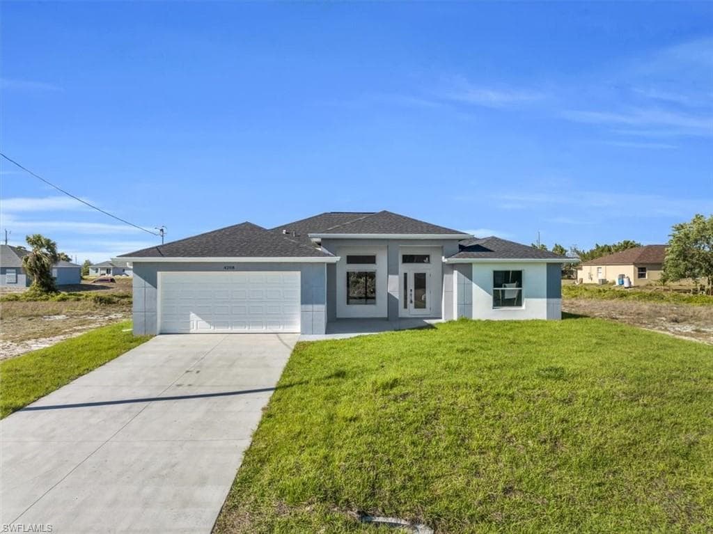 4208 30th ST SW LEHIGH ACRES, FL 33976