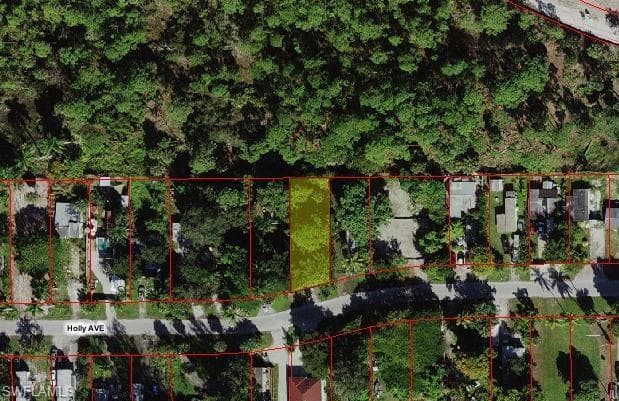 2703 Holly AVE NAPLES, FL 34112
