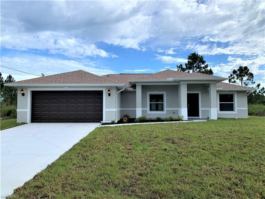 2716 24th ST W LEHIGH ACRES, FL 33971