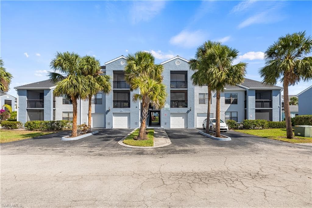 13631 Eagle Ridge DR 235 FORT MYERS, FL 33912