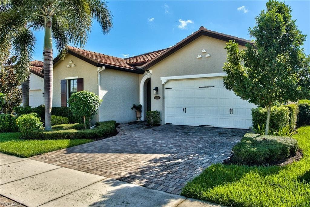 9336 Woodhurst DR NAPLES, FL 34120