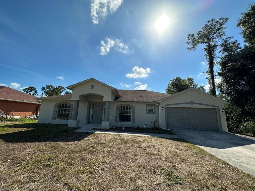 329 Lubdel AVE S LEHIGH ACRES, FL 33974