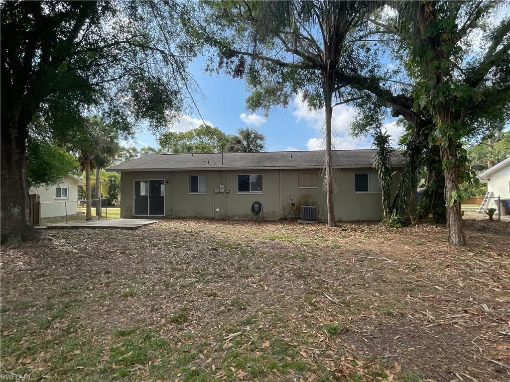 13920 Nassau ST FORT MYERS, FL 33905