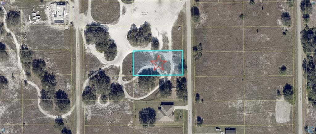 1711 Jackson AVE LEHIGH ACRES, FL 33972