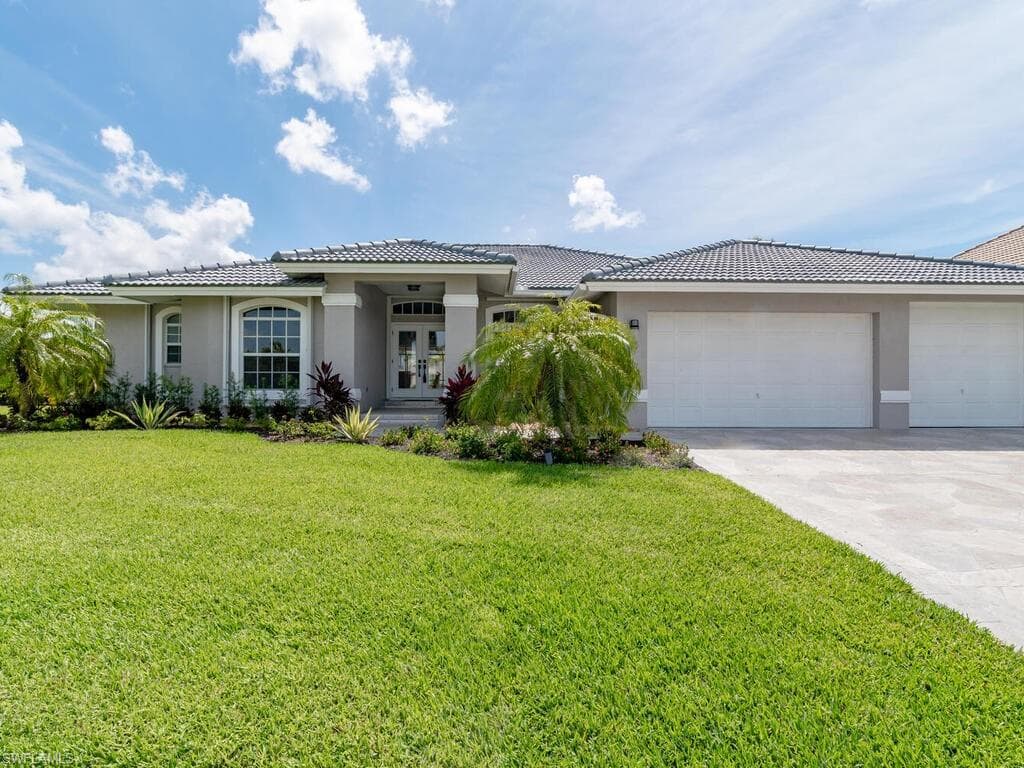 171 Shorecrest CT MARCO ISLAND, FL 34145