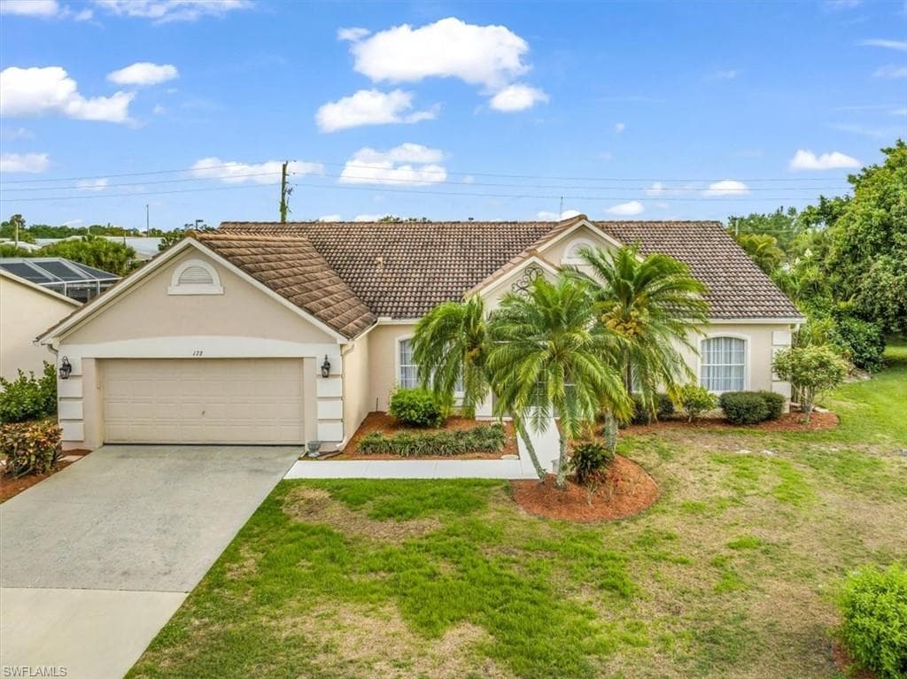 172 Plantation CIR NAPLES, FL 34104
