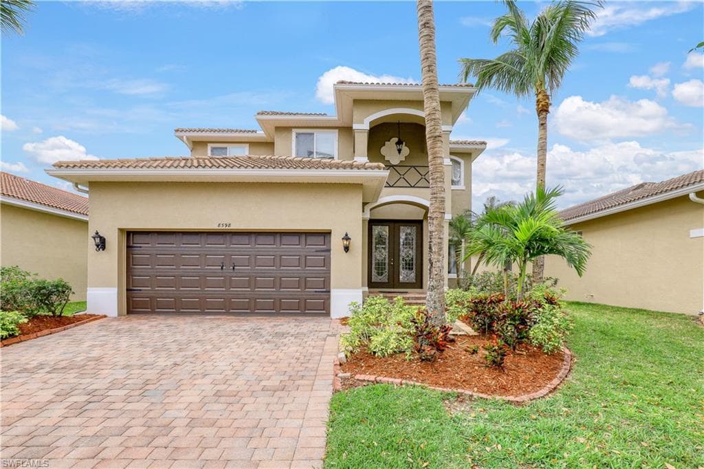 8598 Sumner AVE FORT MYERS, FL 33908
