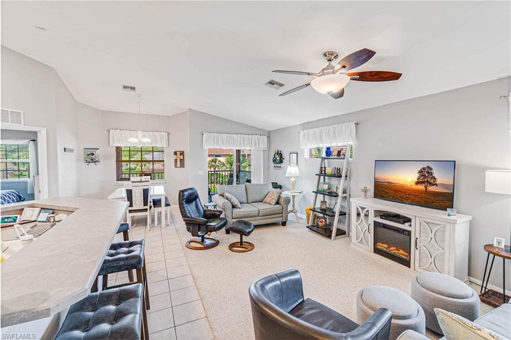 19999 Lake Vista CIR 3 LEHIGH ACRES, FL 33936