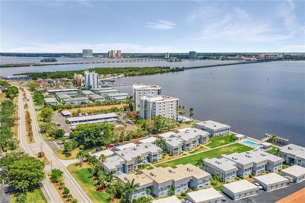 3360 N Key DR F5 NORTH FORT MYERS, FL 33903