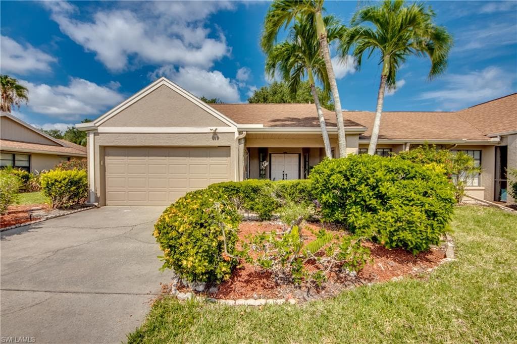 5661 Arvine CIR FORT MYERS, FL 33919