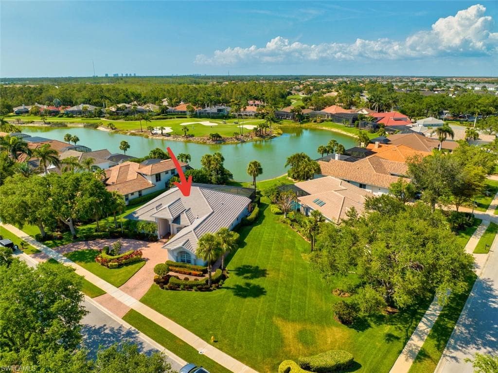 5890 Rolling Oaks CT NAPLES, FL 34110