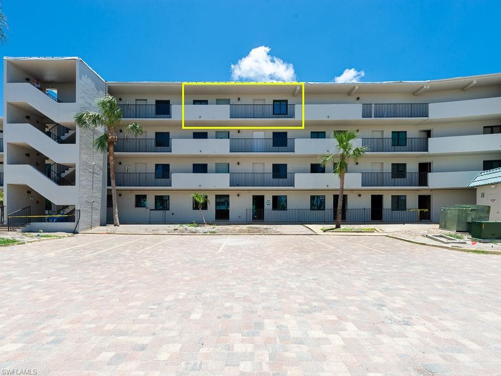 979 E Gulf DR 174 SANIBEL, FL 33957