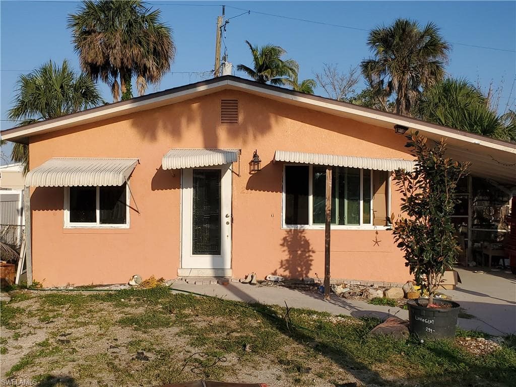211 Fairweather LN FORT MYERS BEACH, FL 33931