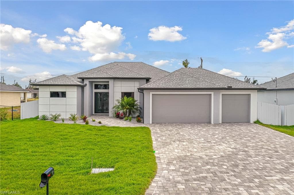 1916 SW 2nd TER CAPE CORAL, FL 33991