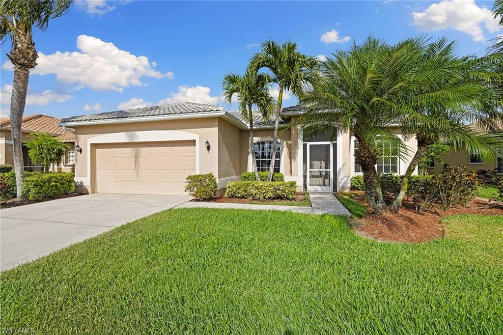 11012 Lakeland CIR FORT MYERS, FL 33913