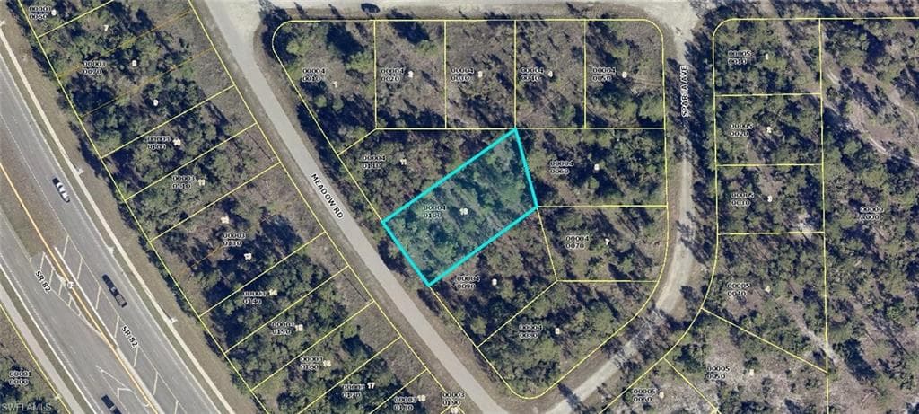 2429 Meadow RD LEHIGH ACRES, FL 33974