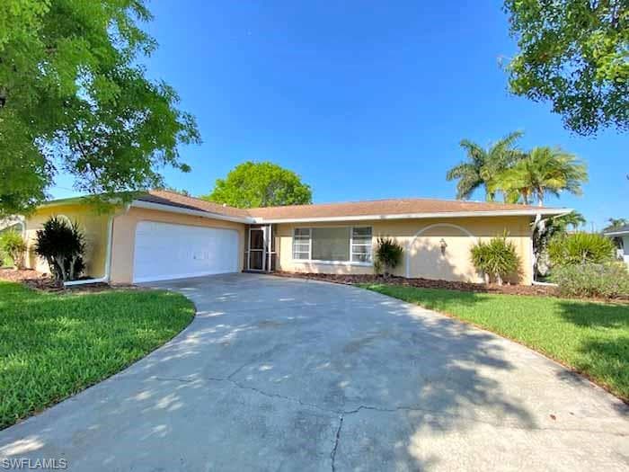 2530 SE 25th PL CAPE CORAL, FL 33904